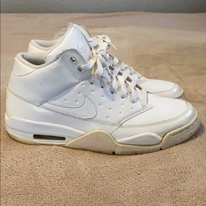 Men’s Nike air flight classic